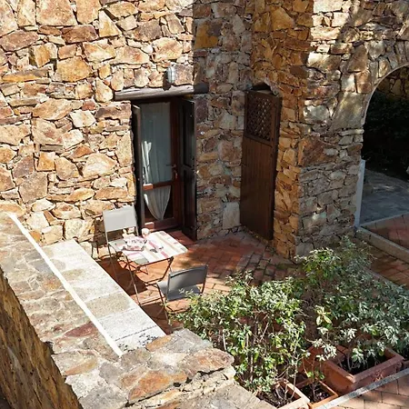 Casa Madel * פורטו רוטונדו